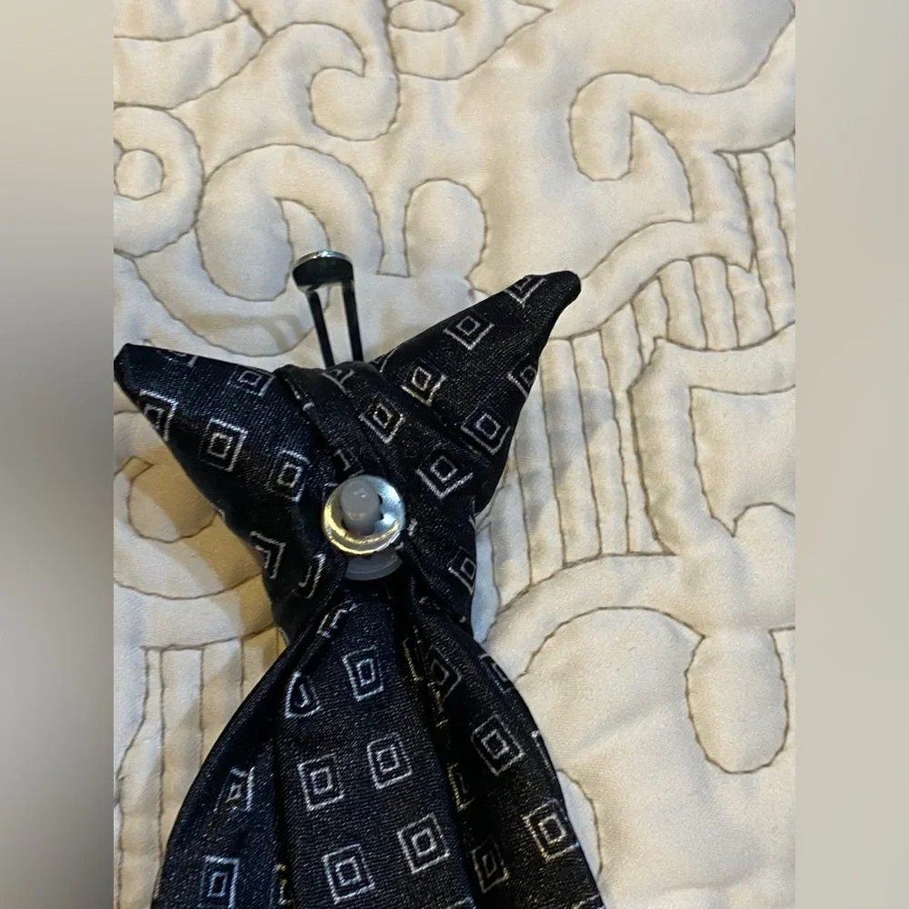 Boys SNAP-ON Ties USED in excellent condition